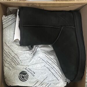 UGG Classic short ll